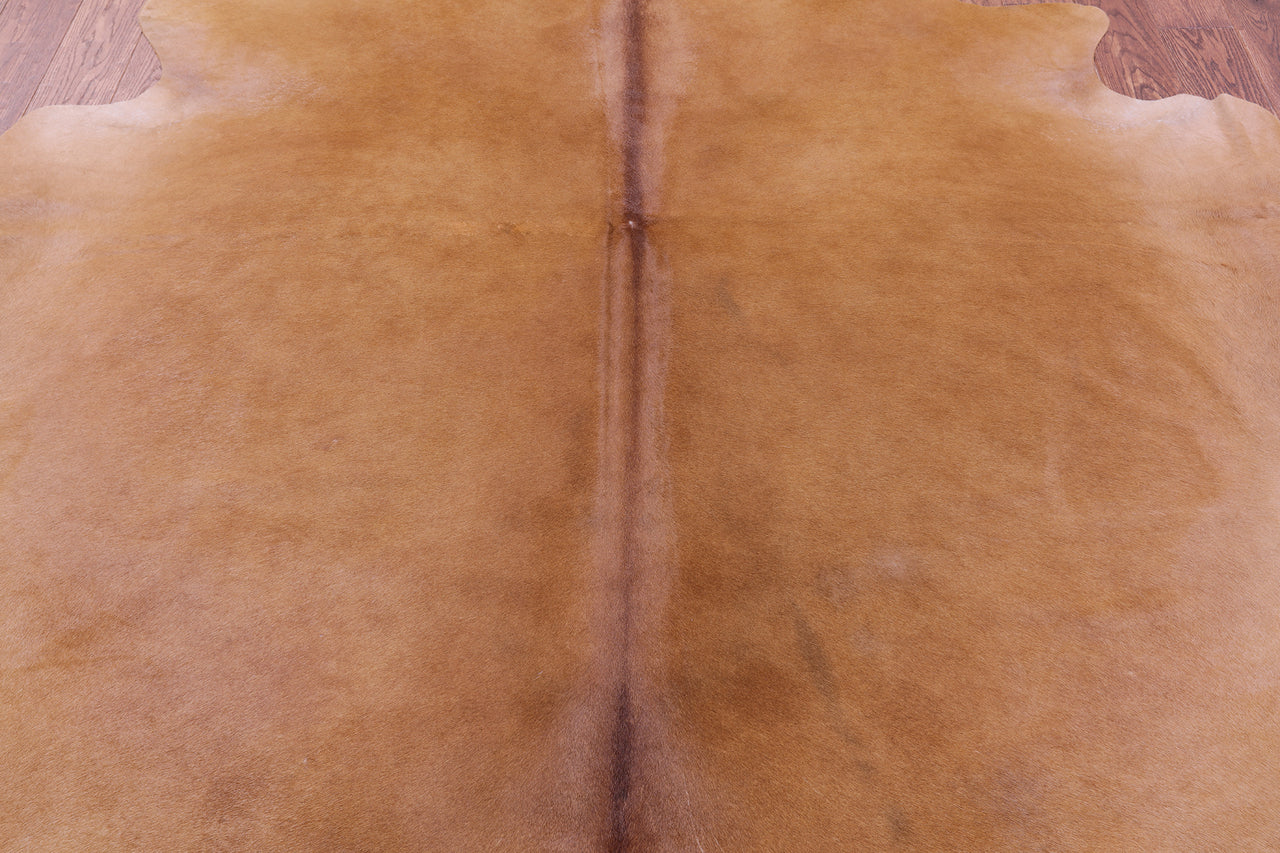 Light Brown Natural Cowhide Rug - XX-Large 8' 2"H x 7' 4"W
