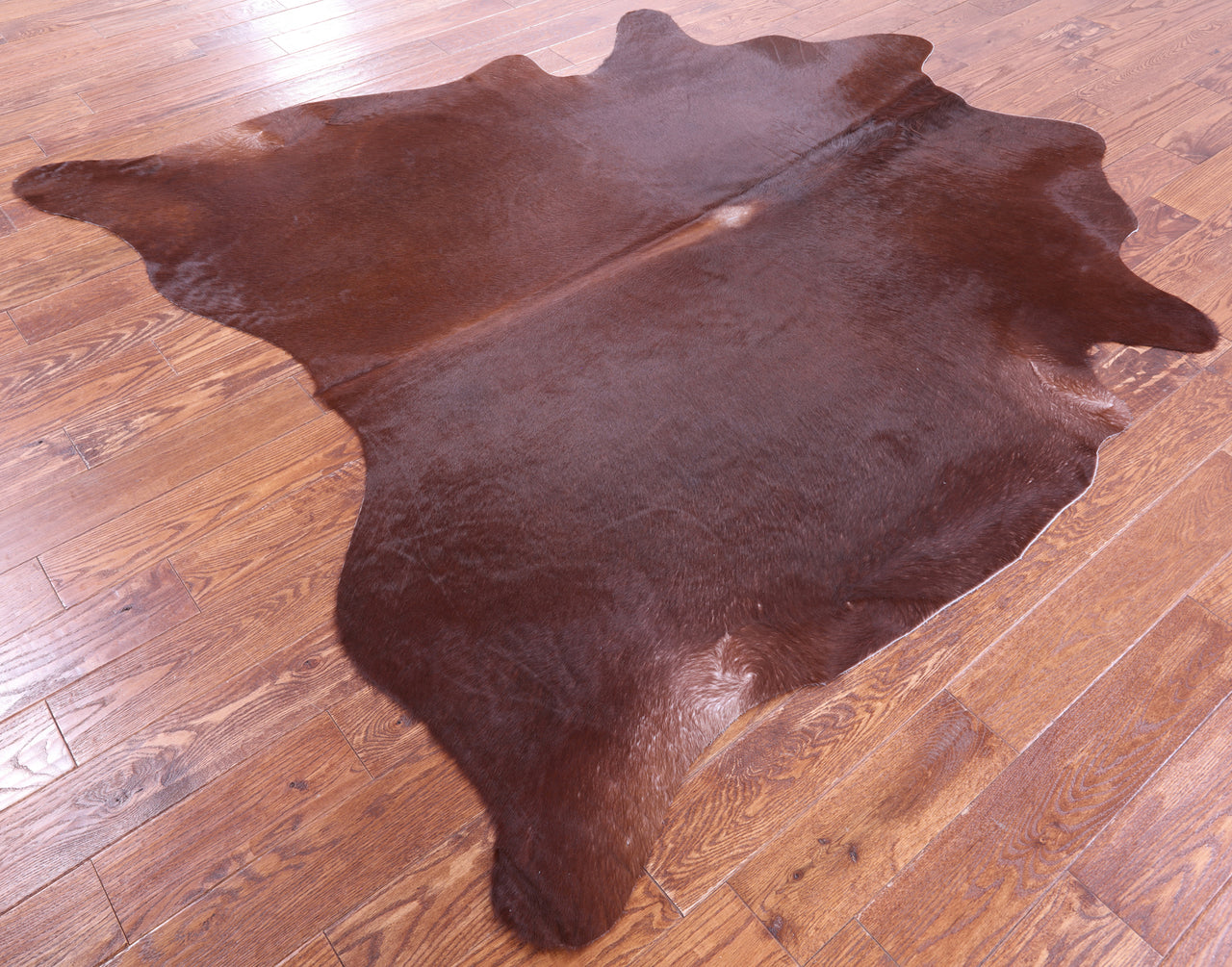 Brown Natural Cowhide Rug - X-Large 7' 5"H x 6' 10"W
