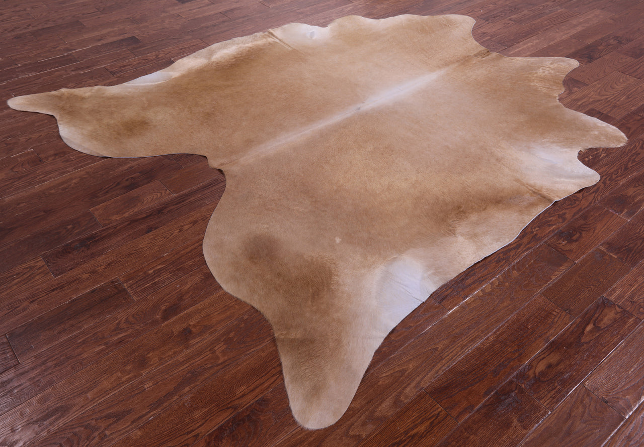 Light Brown Natural Cowhide Rug - XX-Large 8' 5"H x 7' 1"W