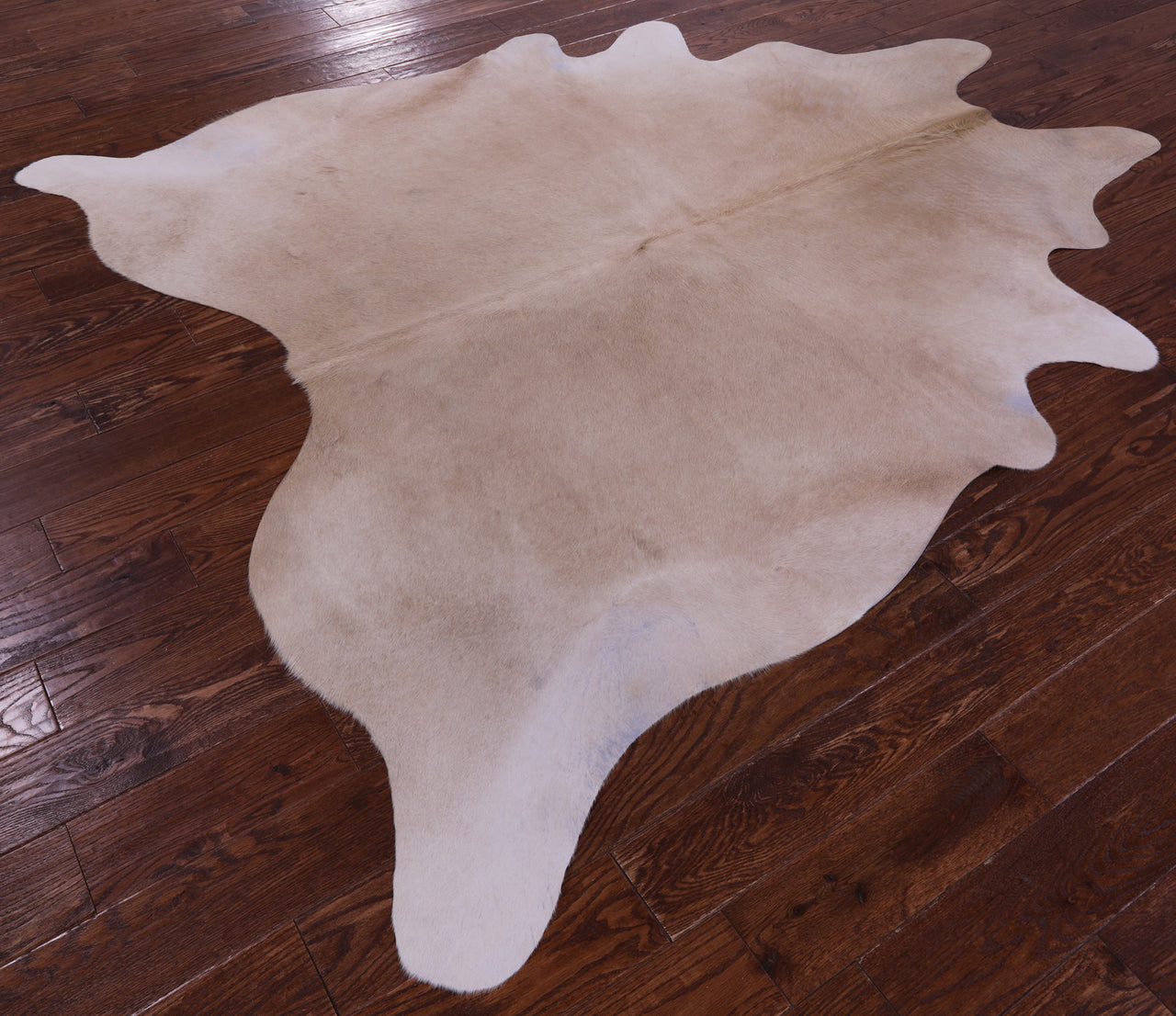 Beige Natural Cowhide Rug - X-Large 7' 3"H x 6' 6"W