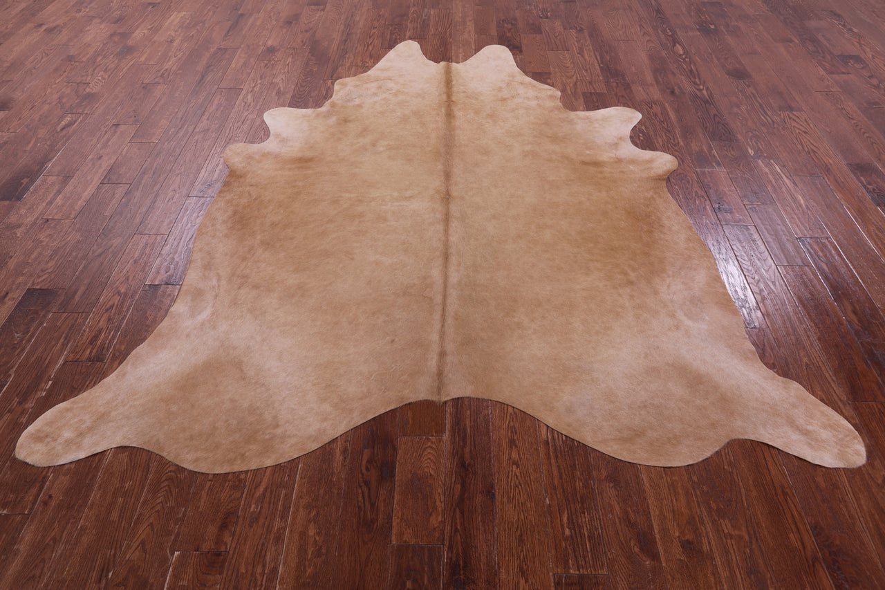 Light Brown Natural Cowhide Rug - XX-Large 8' 2"H x 7' 5"W