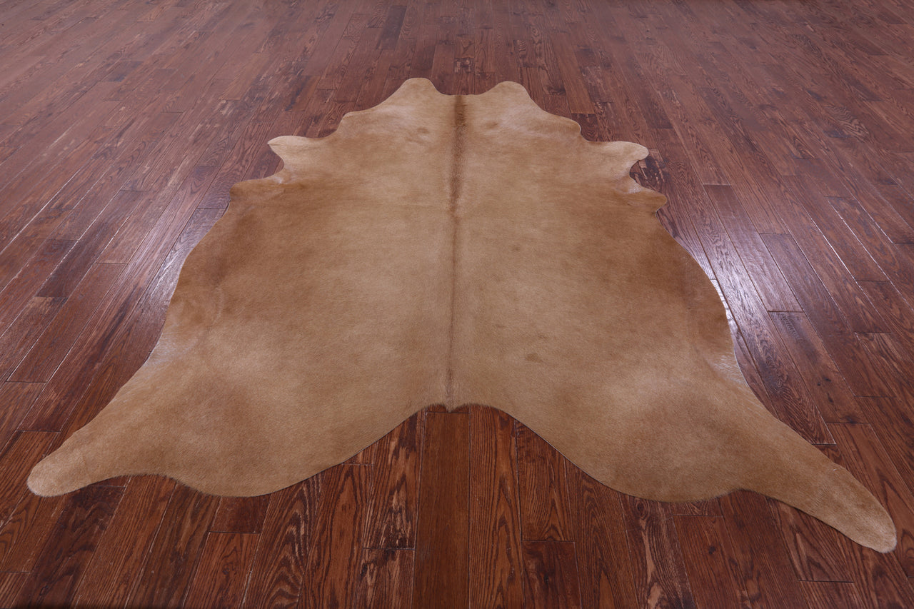 Light Brown Natural Cowhide Rug - XX-Large 8' 2"H x 7' 3"W