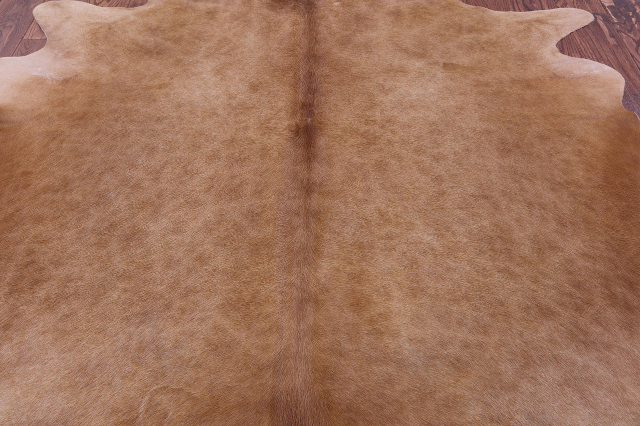 Light Brown Natural Cowhide Rug - X-Large 7' 6"H x 6' 3"W