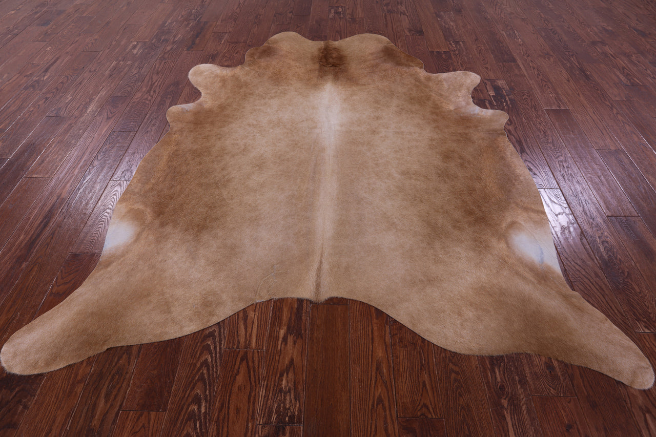 Light Brown Natural Cowhide Rug - X-Large 7' 7"H x 6' 5"W