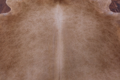 Light Brown Natural Cowhide Rug - X-Large 7' 7