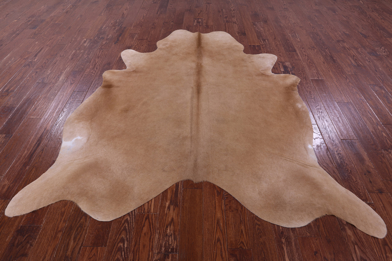 Light Brown Natural Cowhide Rug - XX-Large 7' 10"H x 7' 0"W