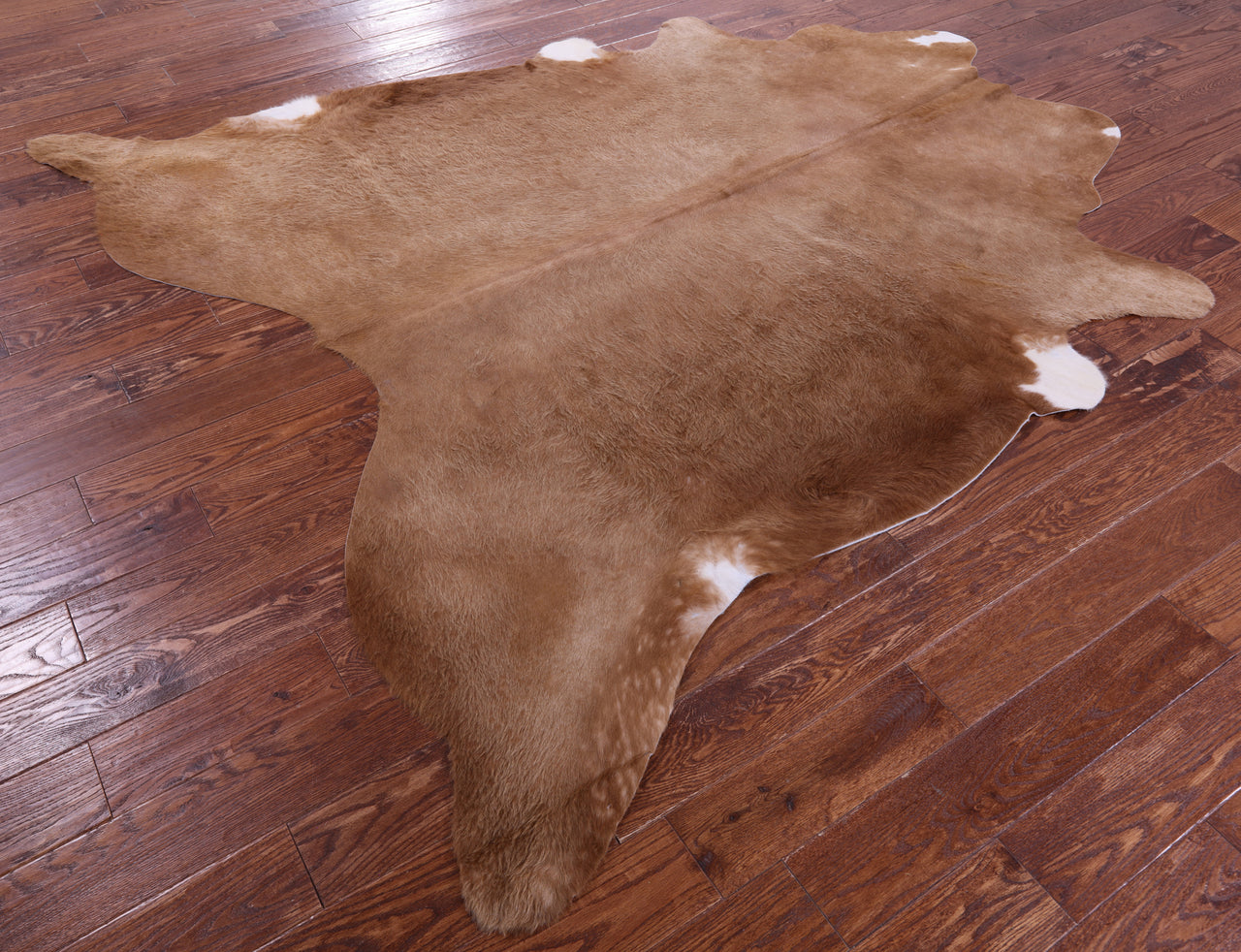 Light Brown Natural Cowhide Rug - XX-Large 7' 8"H x 7' 3"W