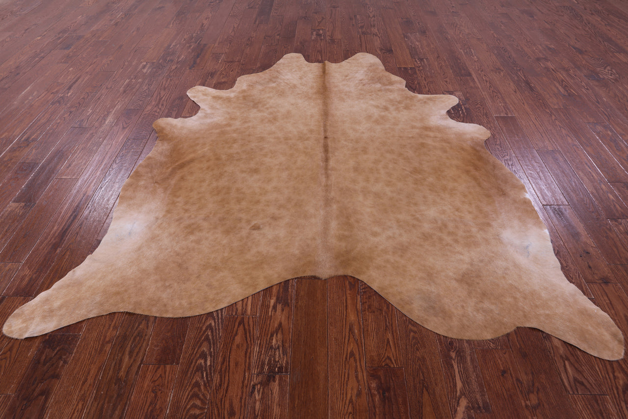 Light Brown Natural Cowhide Rug - XX-Large 7' 9"H x 7' 2"W