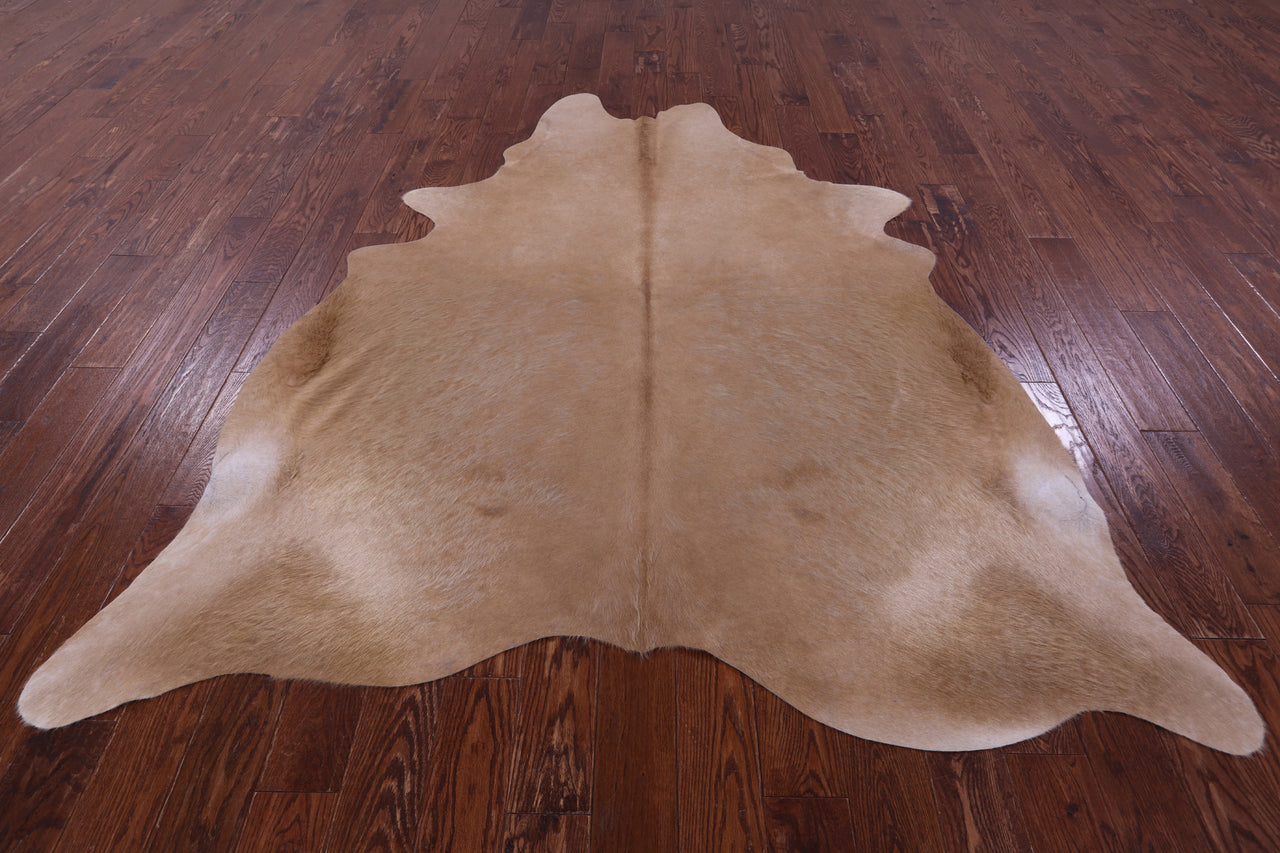 Light Brown Natural Cowhide Rug - XX-Large 7' 9"H x 6' 6"W