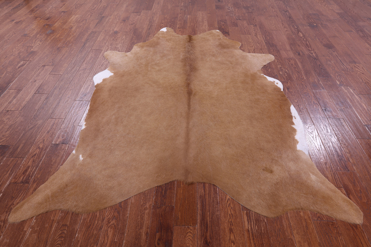 Light Brown Natural Cowhide Rug - XX-Large 7' 10"H x 6' 5"W