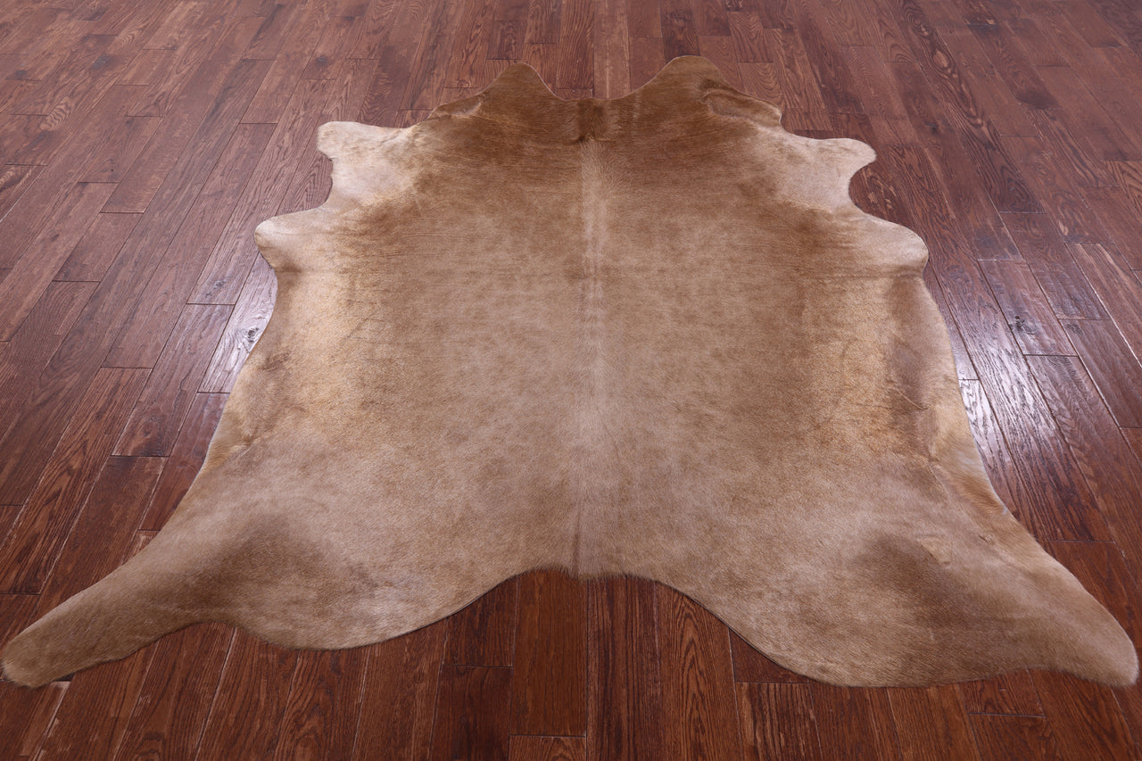 Light Brown Natural Cowhide Rug - X-Large 7' 5"H x 6' 6"W