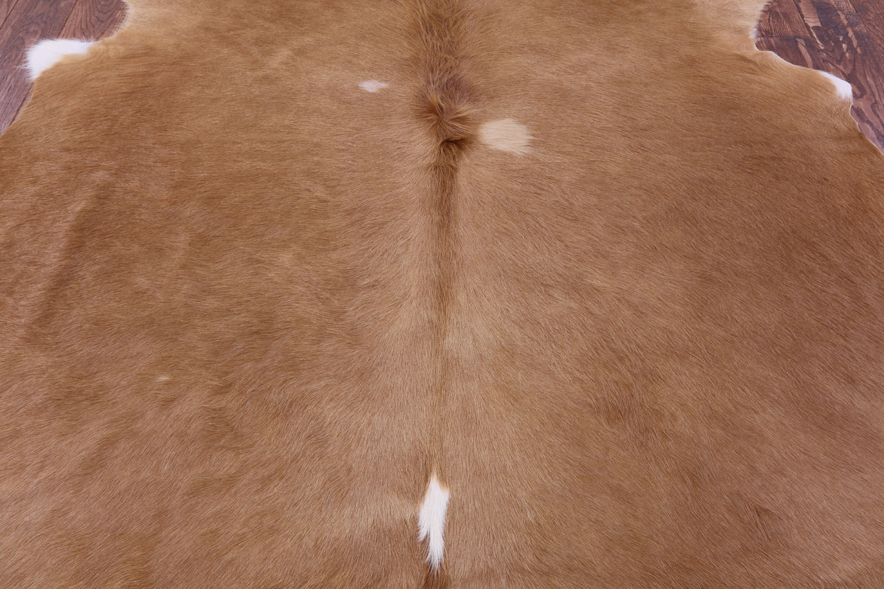 Light Brown Natural Cowhide Rug - XX-Large 7' 10"H x 7' 0"W