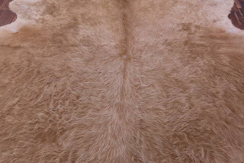 Light Brown Natural Cowhide Rug - XX-Large 8' 0