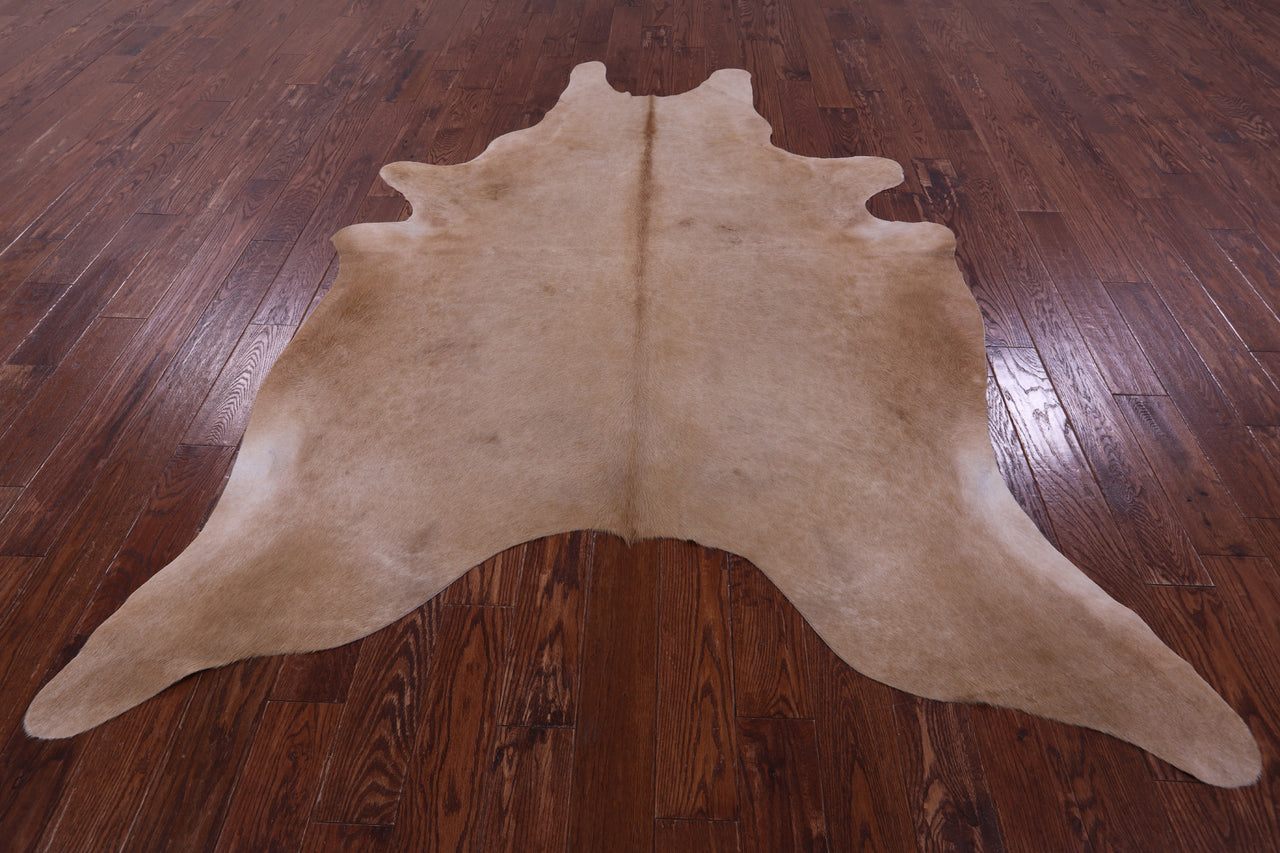 Light Brown Natural Cowhide Rug - XX-Large 8' 4"H x 6' 5"W