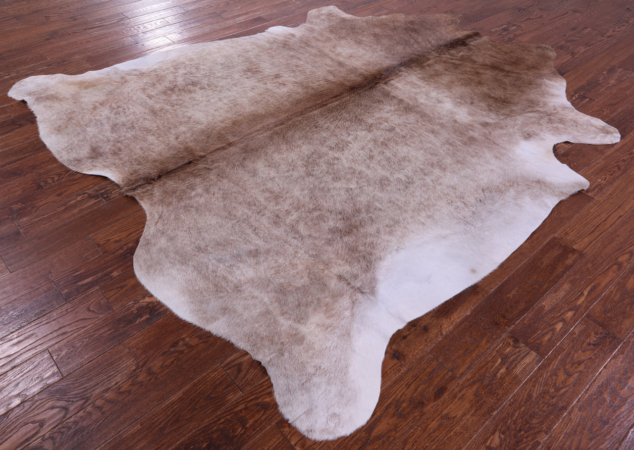 Light Brown Natural Cowhide Rug - XX-Large 9' 0"H x 8' 5"W