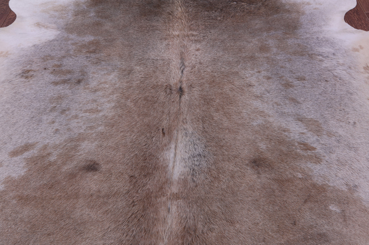 Light Brown Natural Cowhide Rug - XX-Large 8' 10"H x 7' 10"W