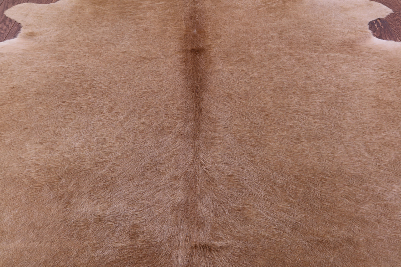 Light Brown Natural Cowhide Rug - XX-Large 8' 0"H x 7' 8"W