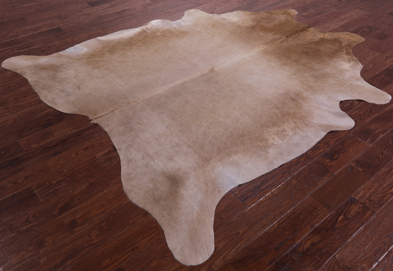 Light Brown Natural Cowhide Rug - XX-Large 8' 3"H x 7' 3"W