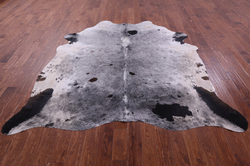 Black Salt & Pepper Natural Cowhide Rug - XX-Large 7' 9