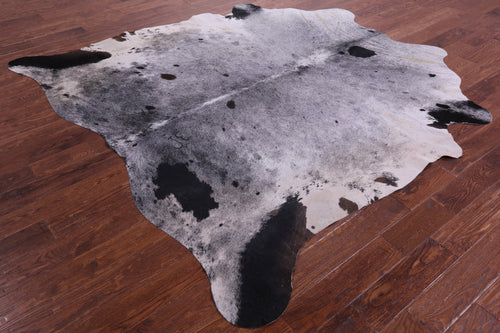 Black Salt & Pepper Natural Cowhide Rug - XX-Large 7' 9