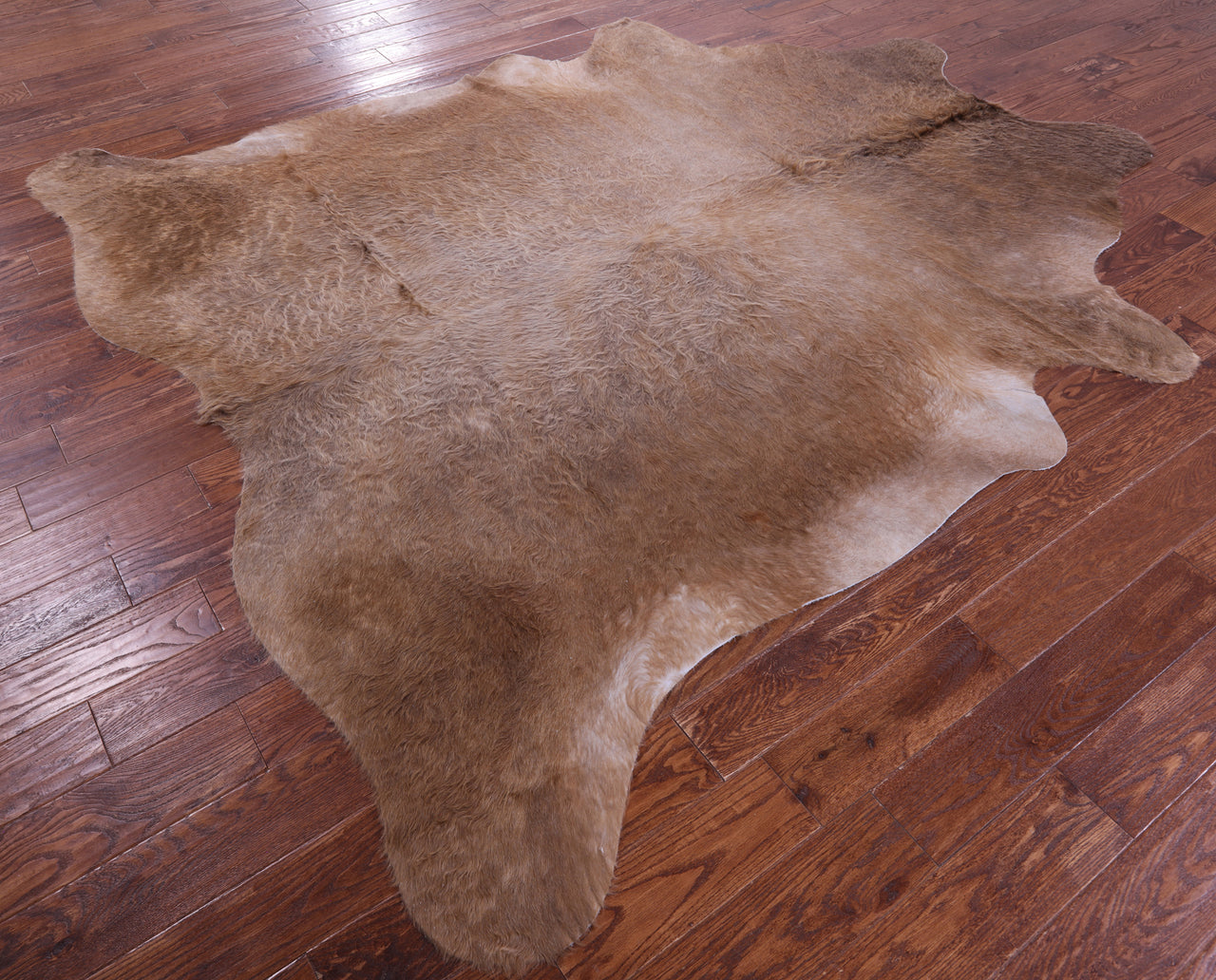 Light Brown Natural Cowhide Rug - XX-Large 8' 8"H x 7' 7"W