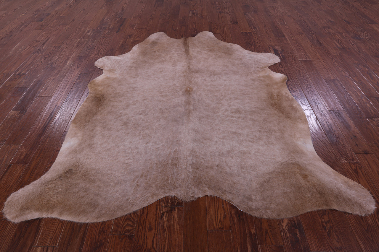 Light Brown Natural Cowhide Rug - XX-Large 7' 6"H x 7' 0"W