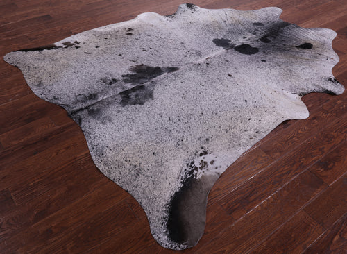 Black Salt & Pepper Natural Cowhide Rug - XX-Large 7' 6