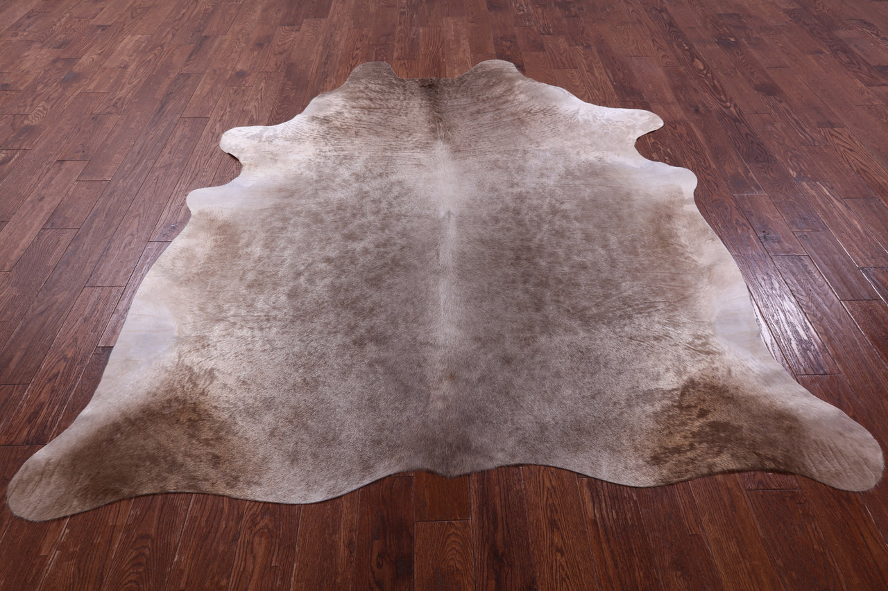 Champagne Natural Cowhide Rug - XX-Large 7' 10"H x 6' 9"W