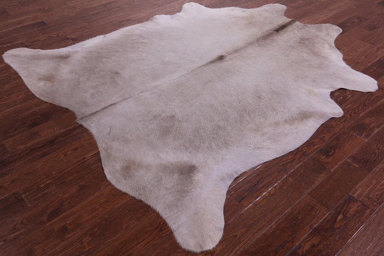 Champagne Natural Cowhide Rug - XX-Large 7' 10"H x 7' 0"W