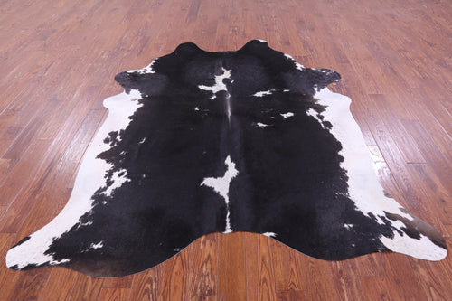 Black & White Natural Cowhide Rug - XX-Large 8' 0