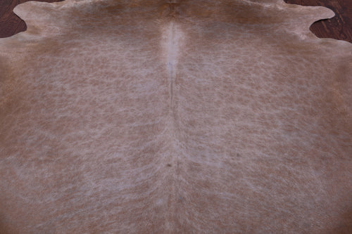 Light Brown Natural Cowhide Rug - XX-Large 8' 0