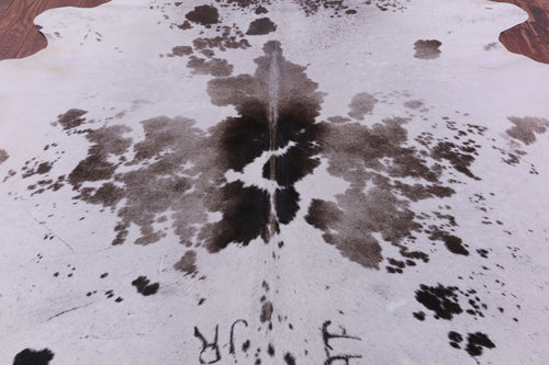 Brown Salt & Pepper Natural Cowhide Rug - XX-Large 7' 7