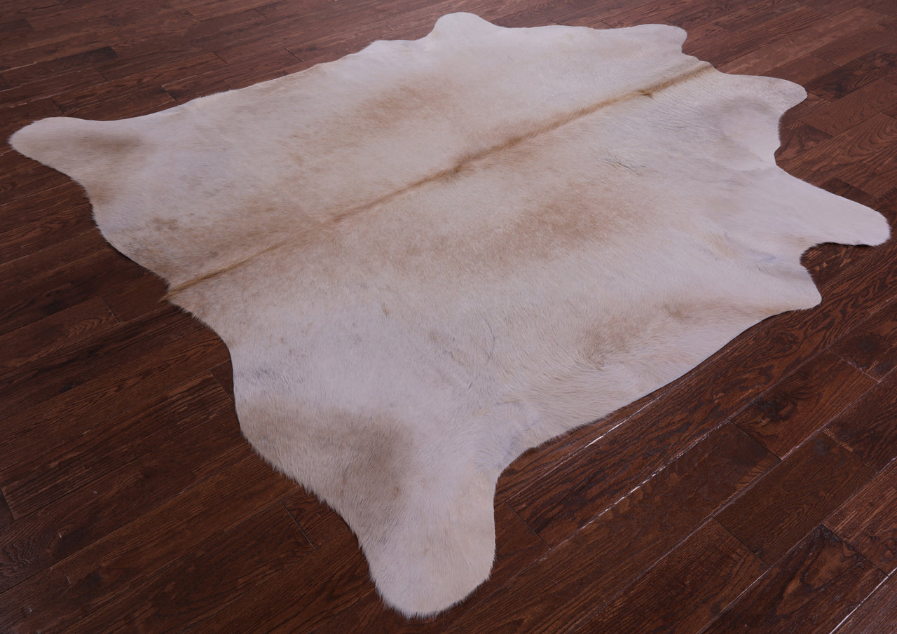Champagne Natural Cowhide Rug - X-Large 7' 3"H x 6' 7"W
