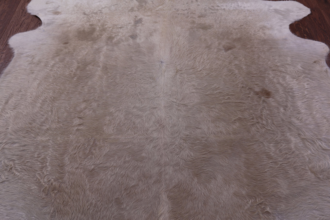 Champagne Natural Cowhide Rug - XX-Large 7' 8"H x 6' 8"W