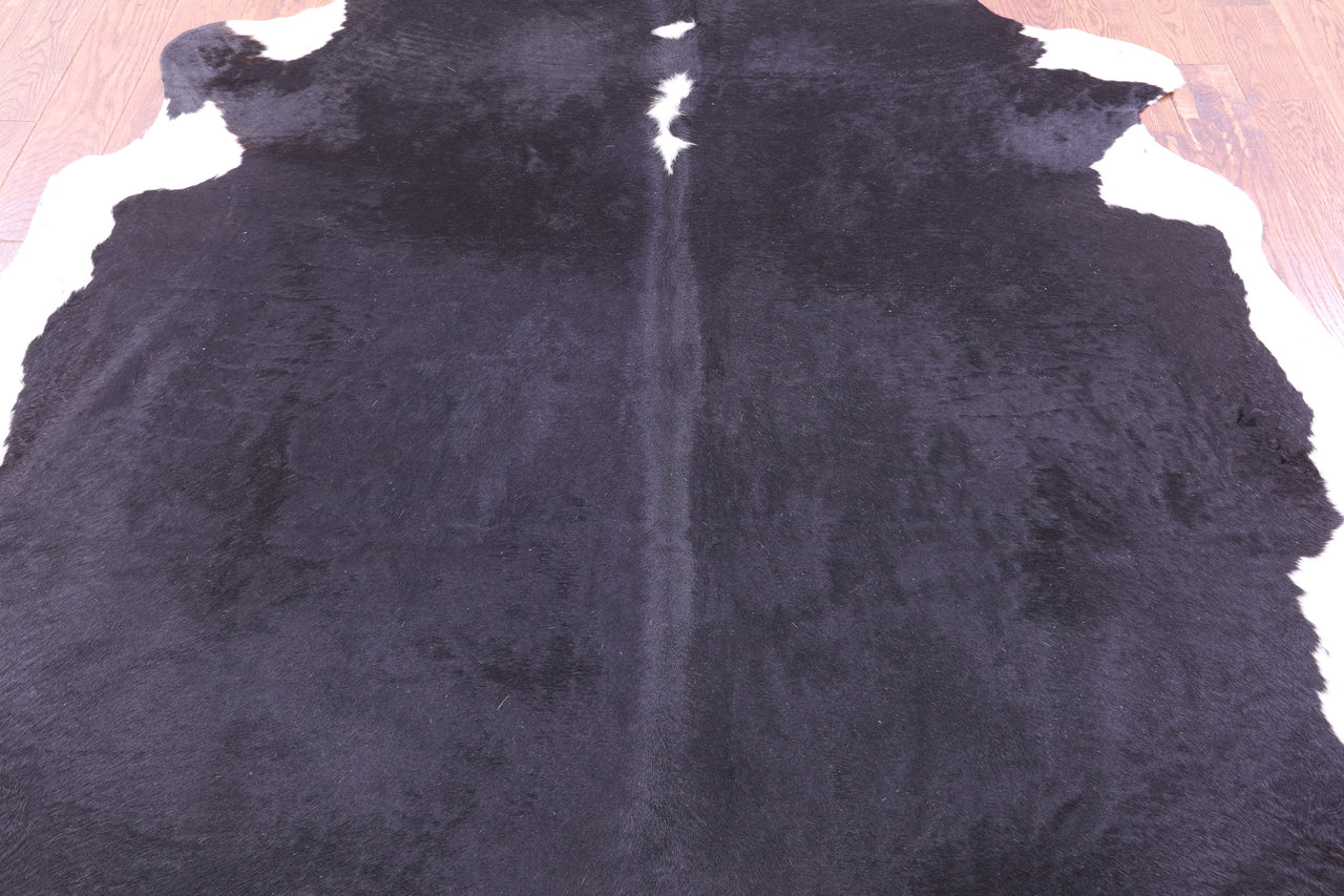 Black & White Natural Cowhide Rug - XX-Large 8' 1"H x 7' 7"W