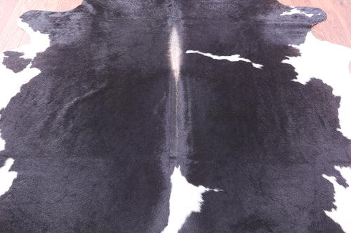 Black & White Natural Cowhide Rug - XX-Large 7' 7