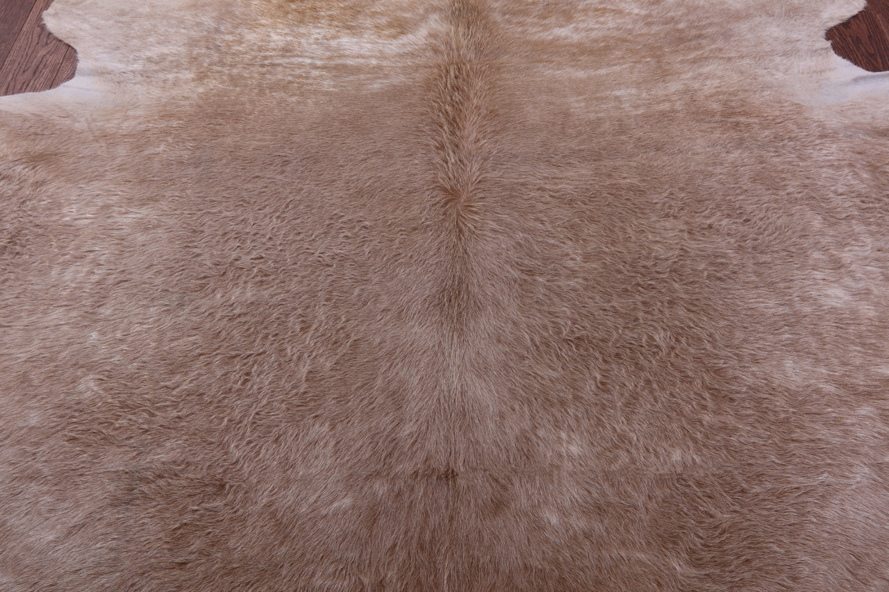 Light Brown Natural Cowhide Rug - XX-Large 8' 0"H x 7' 1"W