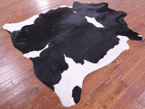 Black & White Natural Cowhide Rug - XX-Large 7' 8