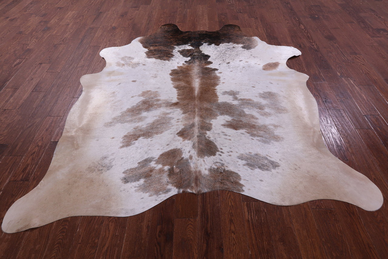 Light Brindle Natural Cowhide Rug - XX-Large 8' 0"H x 7' 1"W