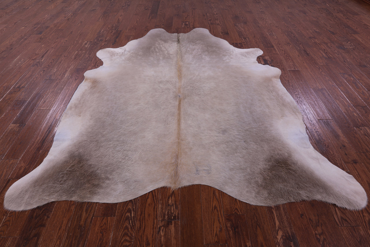 Champagne Natural Cowhide Rug - XX-Large 8' 3"H x 7' 5"W