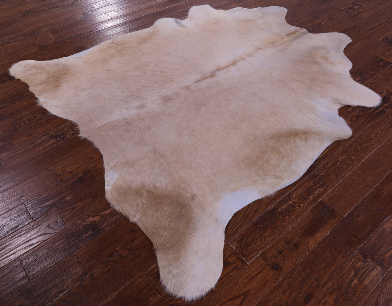 Beige Natural Cowhide Rug - XX-Large 7' 6"H x 6' 9"W
