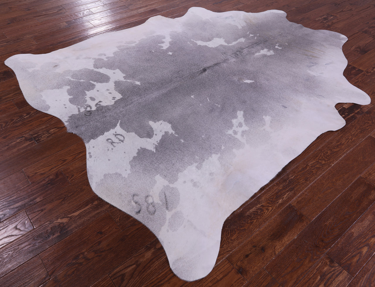 Grey & White Natural Cowhide Rug - XX-Large 8' 0"H x 7' 4"W