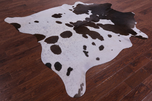 Brown & White Natural Cowhide Rug - X-Large 7' 2
