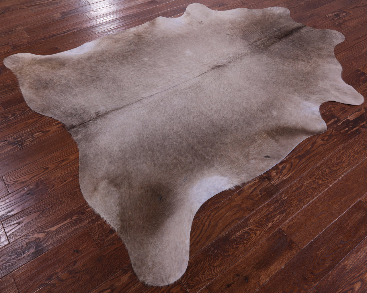 Champagne Natural Cowhide Rug - XX-Large 7' 9"H x 6' 7"W