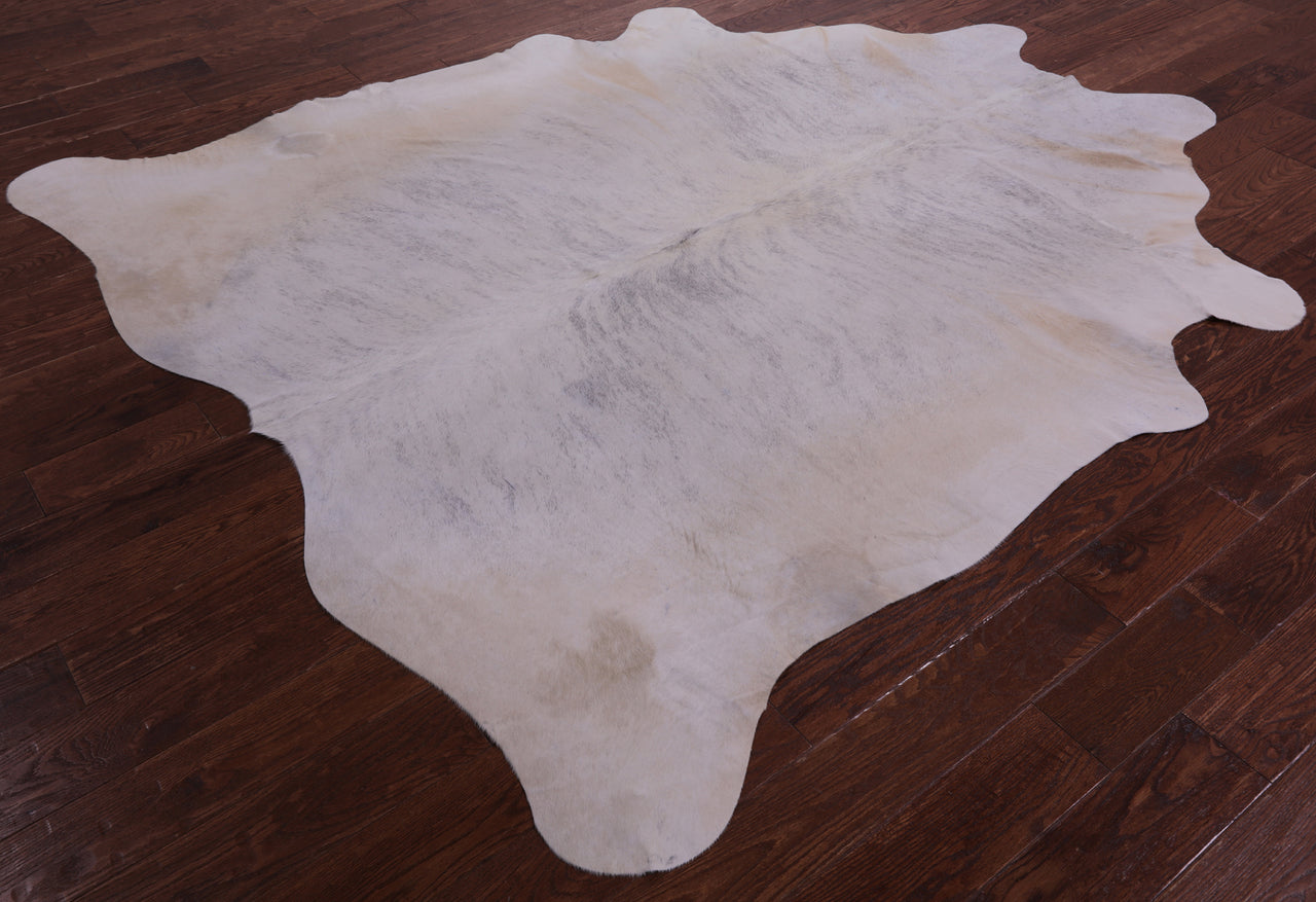 Light Brindle Natural Cowhide Rug - XX-Large 8' 0"H x 7' 0"W