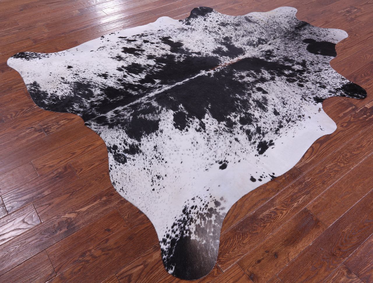 Black Salt & Pepper Natural Cowhide Rug - XX-Large 7' 8"H x 6' 9"W