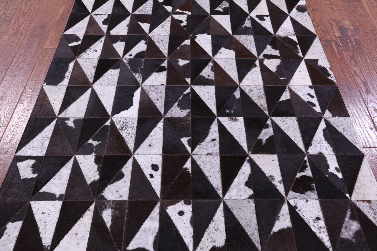 Brown Salt & Pepper Patchwork Natural Cowhide Rug - 5' 0" x 6' 5"