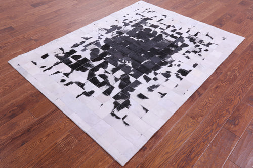 Black & White Patchwork Natural Cowhide Rug - 5' 0