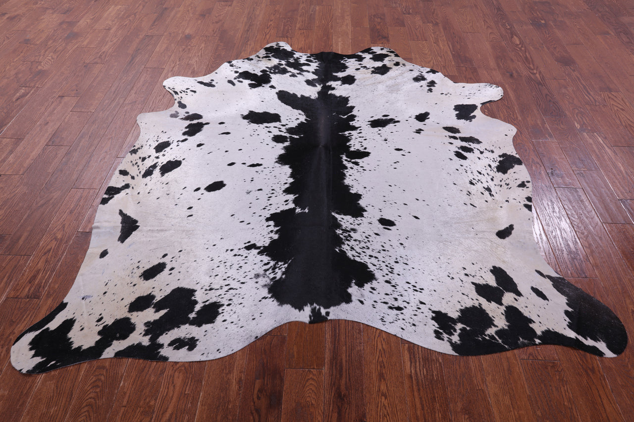 Black Salt & Pepper Natural Cowhide Rug - XX-Large 7' 4"H x 6' 9"W