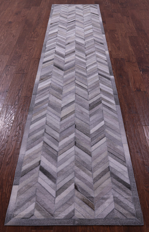 Grey Chevron Patchwork Natural Cowhide Rug - 2' 6